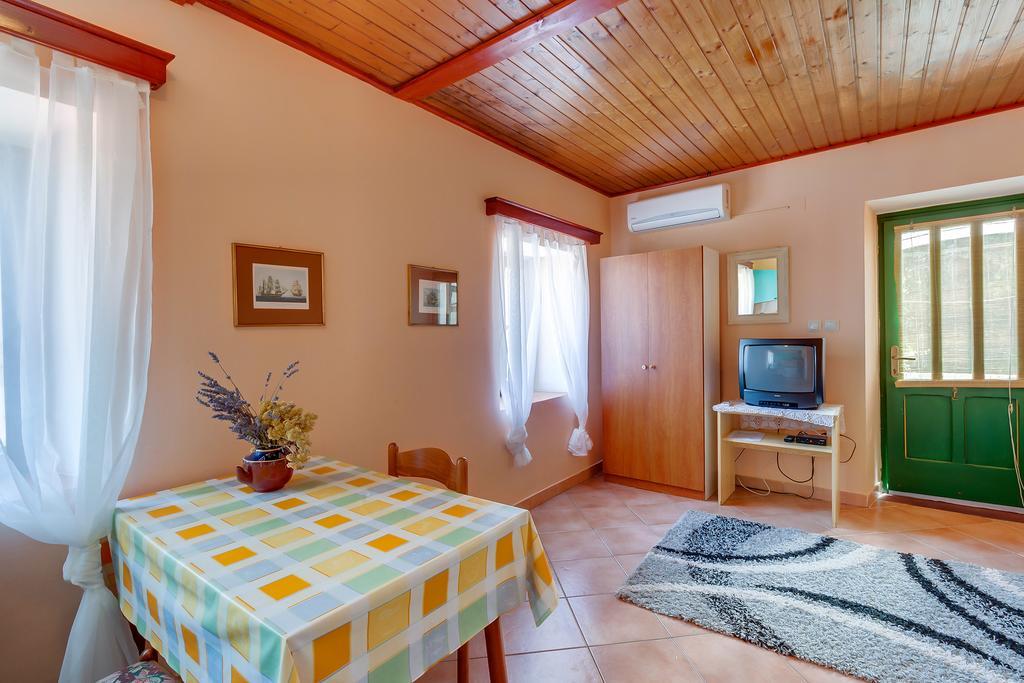 Apartments Josip & Maria Veli Losinj Luaran gambar