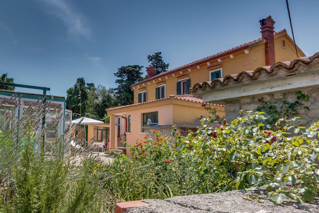 Apartments Josip & Maria Veli Losinj Luaran gambar