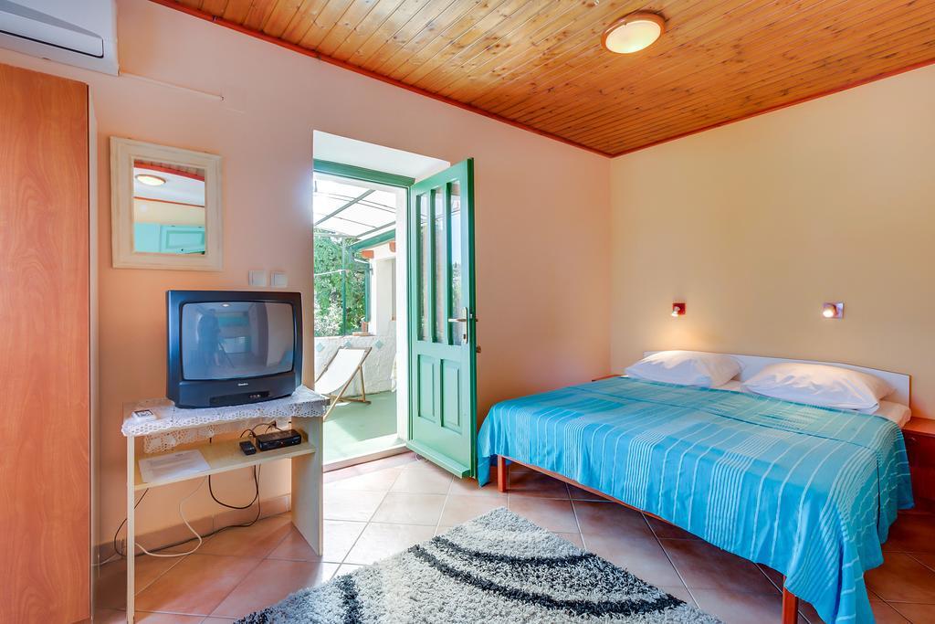 Apartments Josip & Maria Veli Losinj Luaran gambar