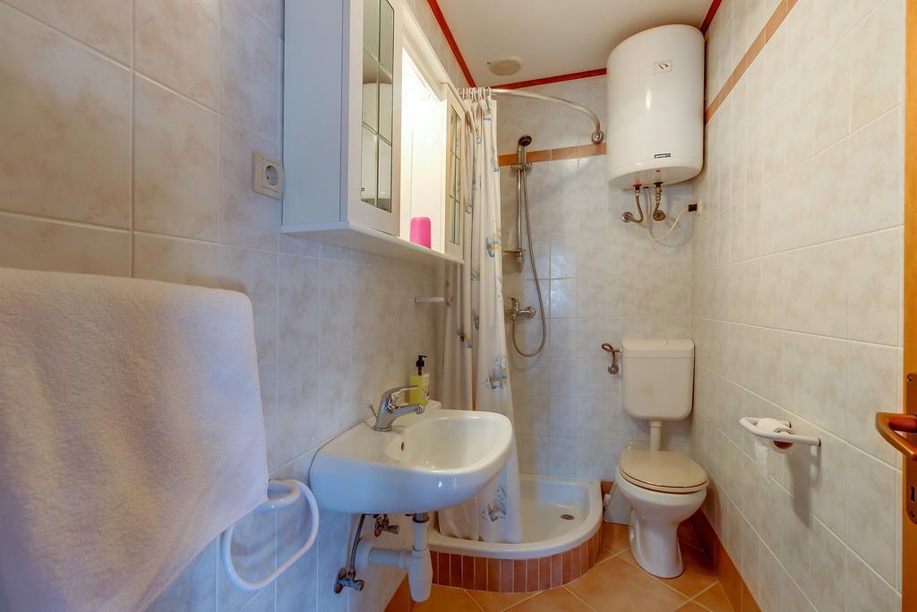 Apartments Josip & Maria Veli Losinj Luaran gambar